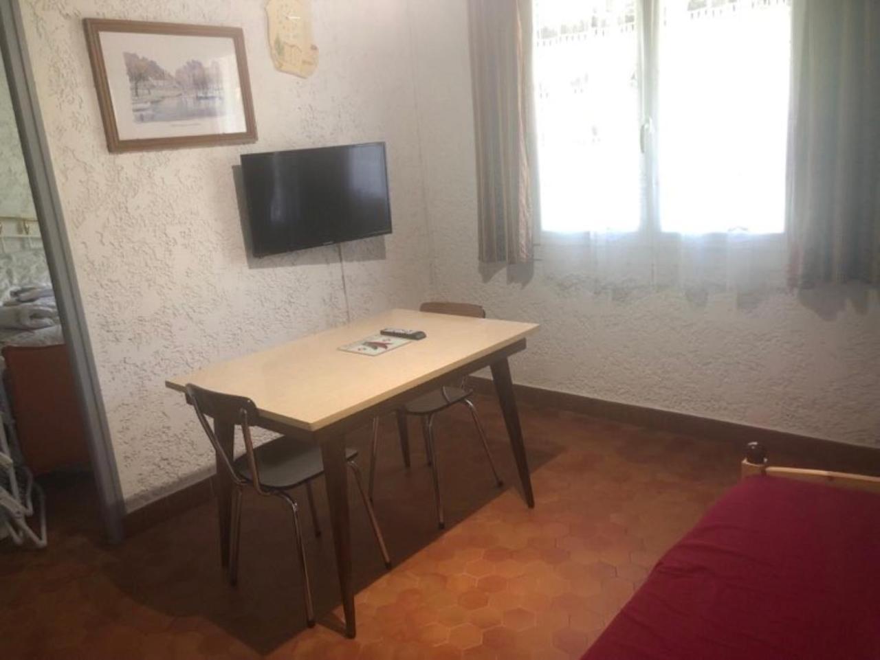הוילה סנגווינה Agreable Maison A 400M Du Lac מראה חיצוני תמונה